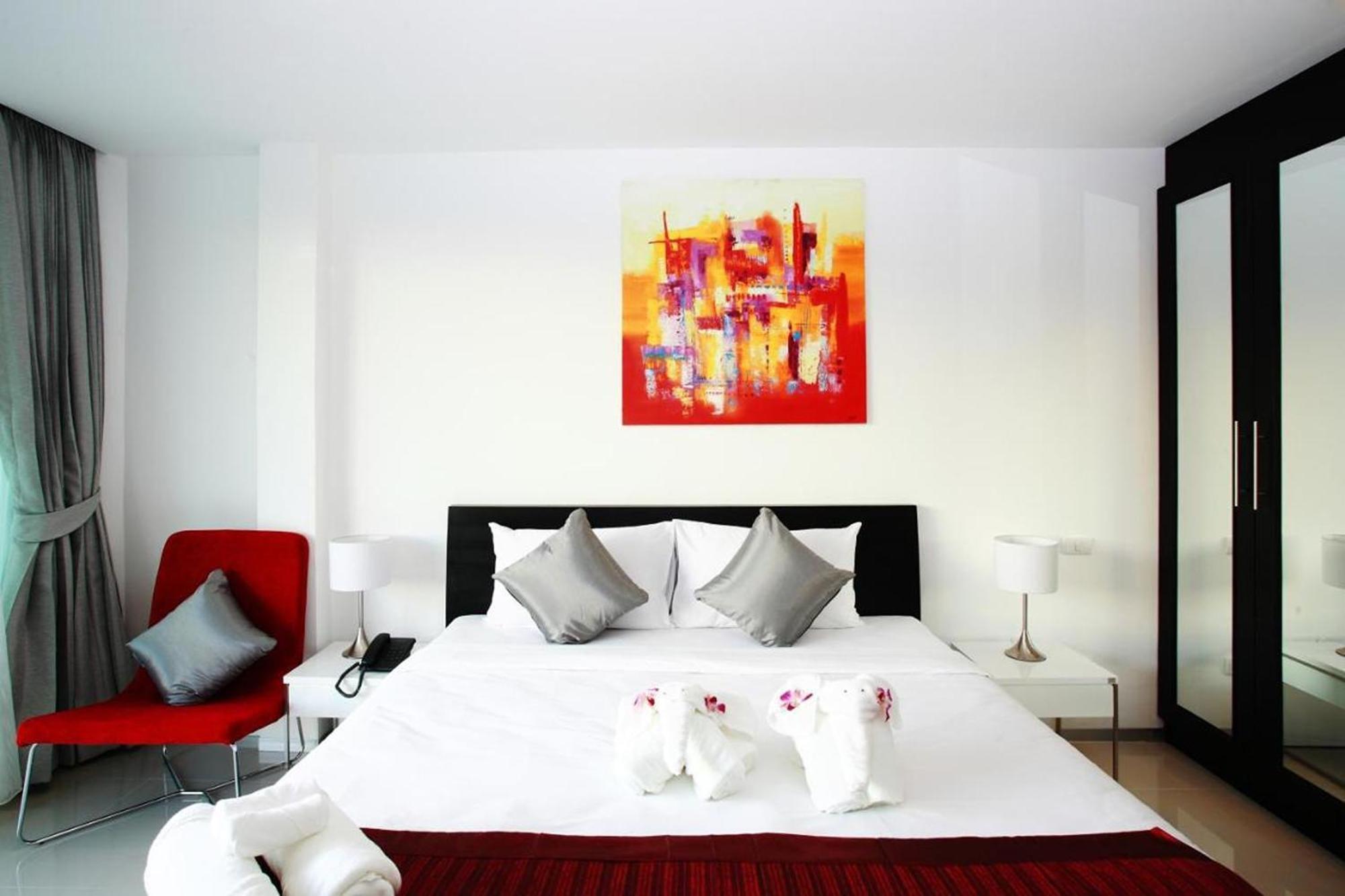 One World One Home Naiharn Hotel Rawai Zewnętrze zdjęcie