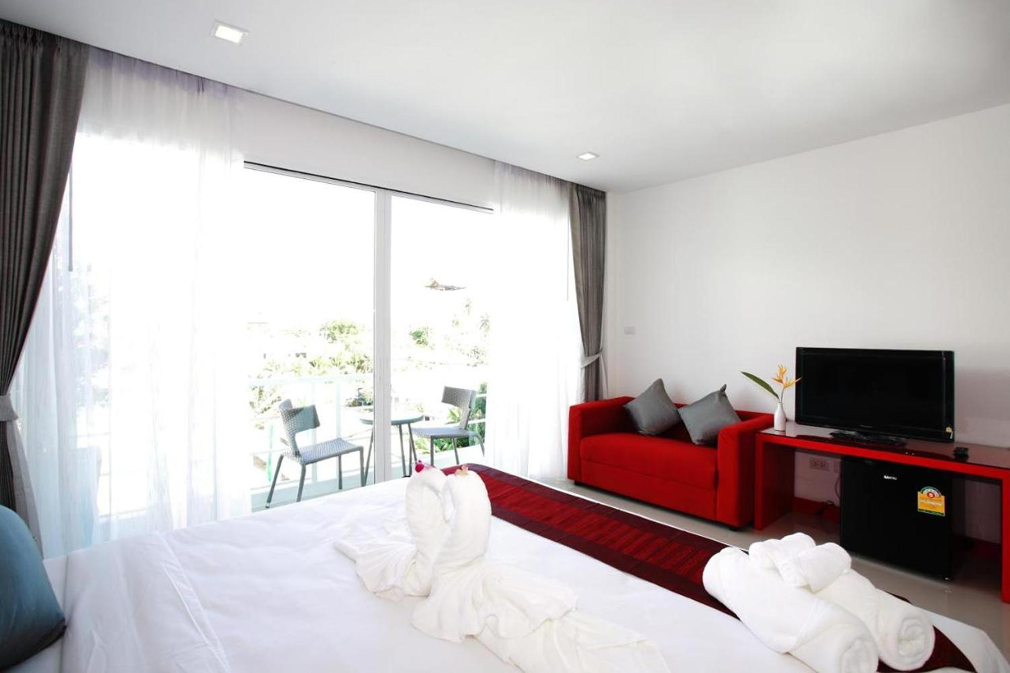 One World One Home Naiharn Hotel Rawai Zewnętrze zdjęcie
