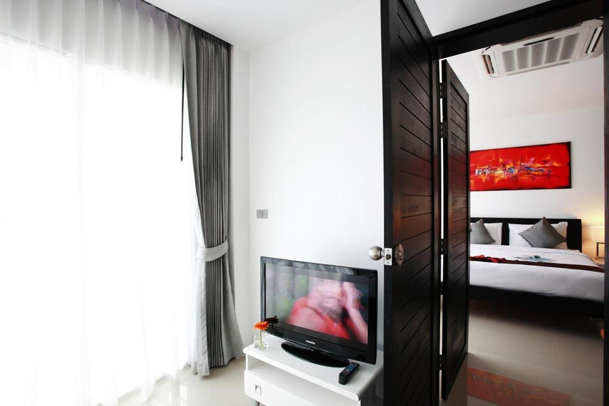 One World One Home Naiharn Hotel Rawai Zewnętrze zdjęcie