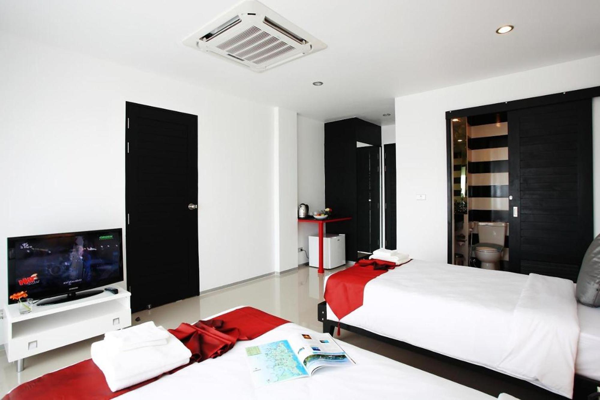 One World One Home Naiharn Hotel Rawai Zewnętrze zdjęcie